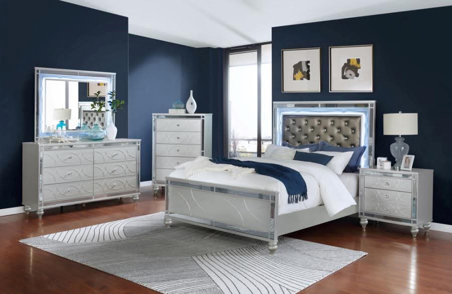 Xinias Furniture